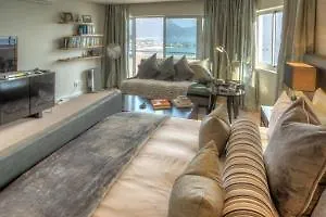 Dunmore Blue Apartment Cape Town